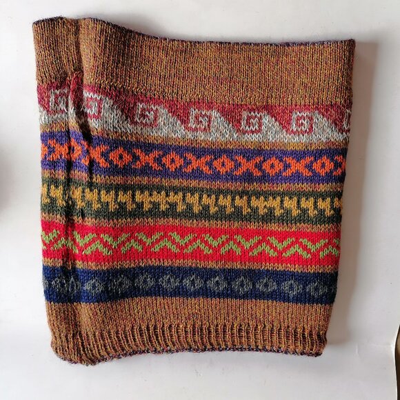 Chullo Scarf 2 in 1 Knitted Wool Hat Winter - Picture 7 of 9